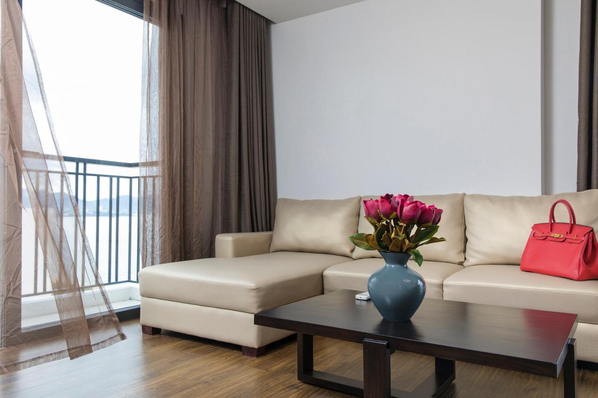 Meriton Hotel Nha Trang Exterior photo