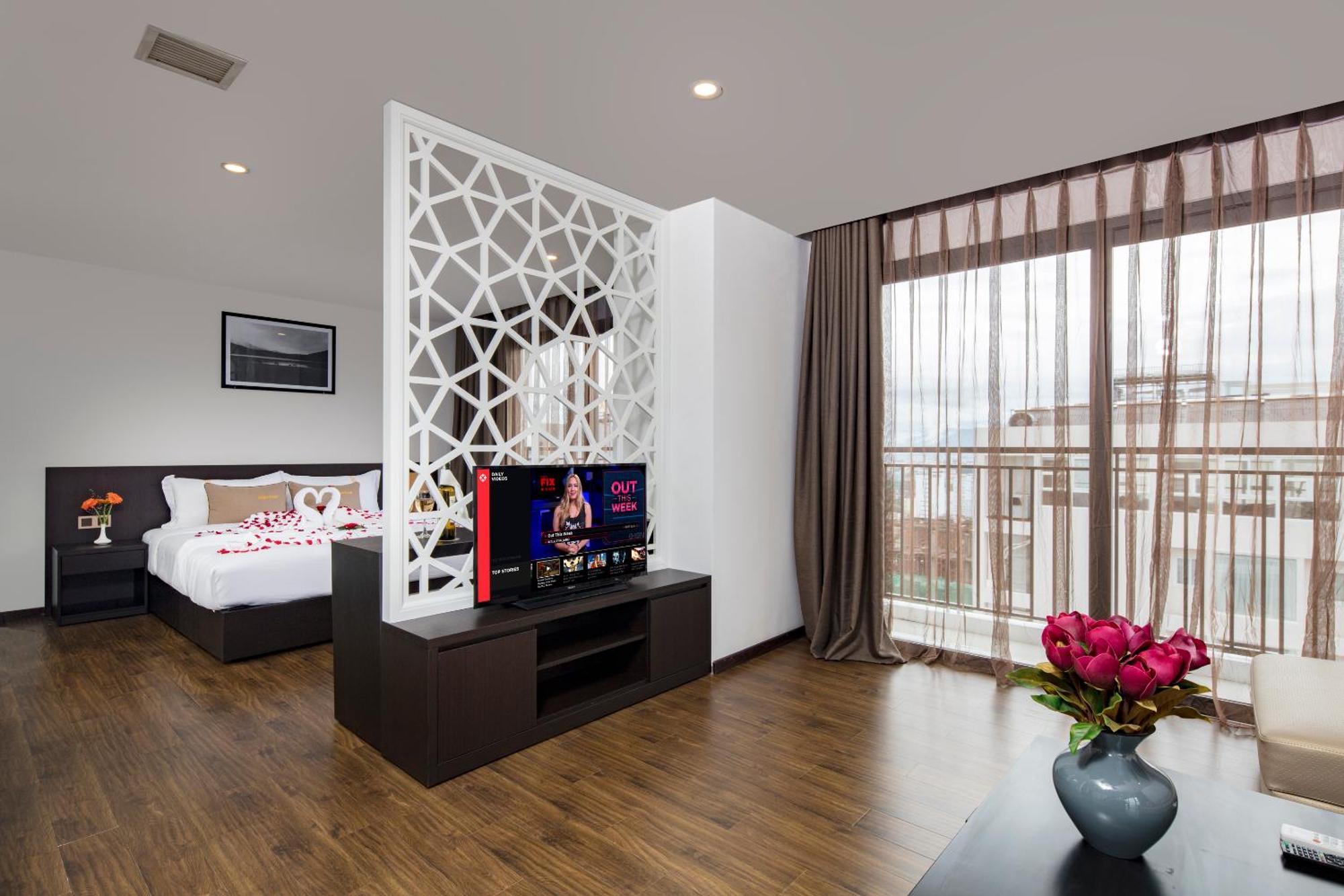 Meriton Hotel Nha Trang Exterior photo