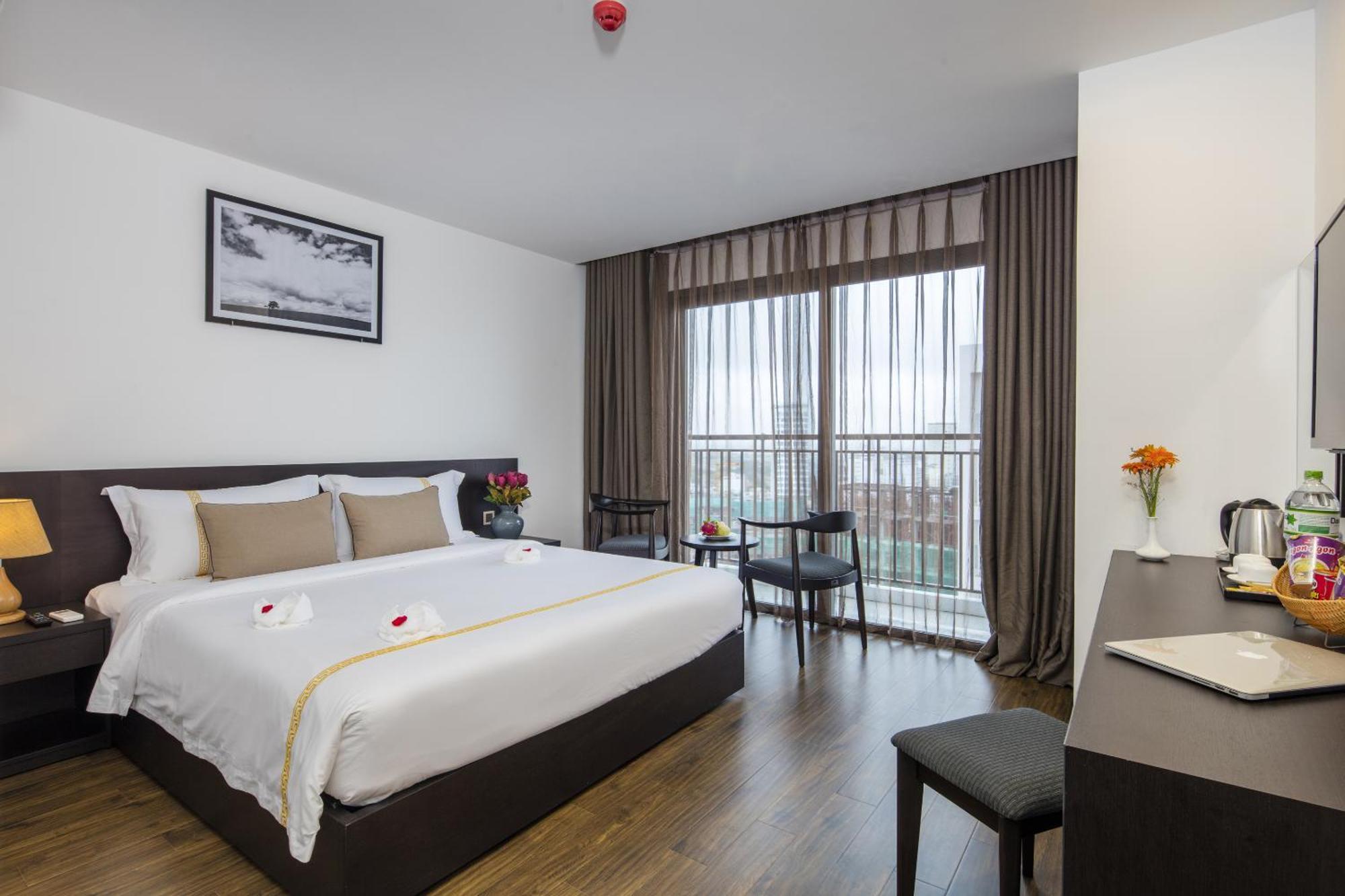 Meriton Hotel Nha Trang Exterior photo