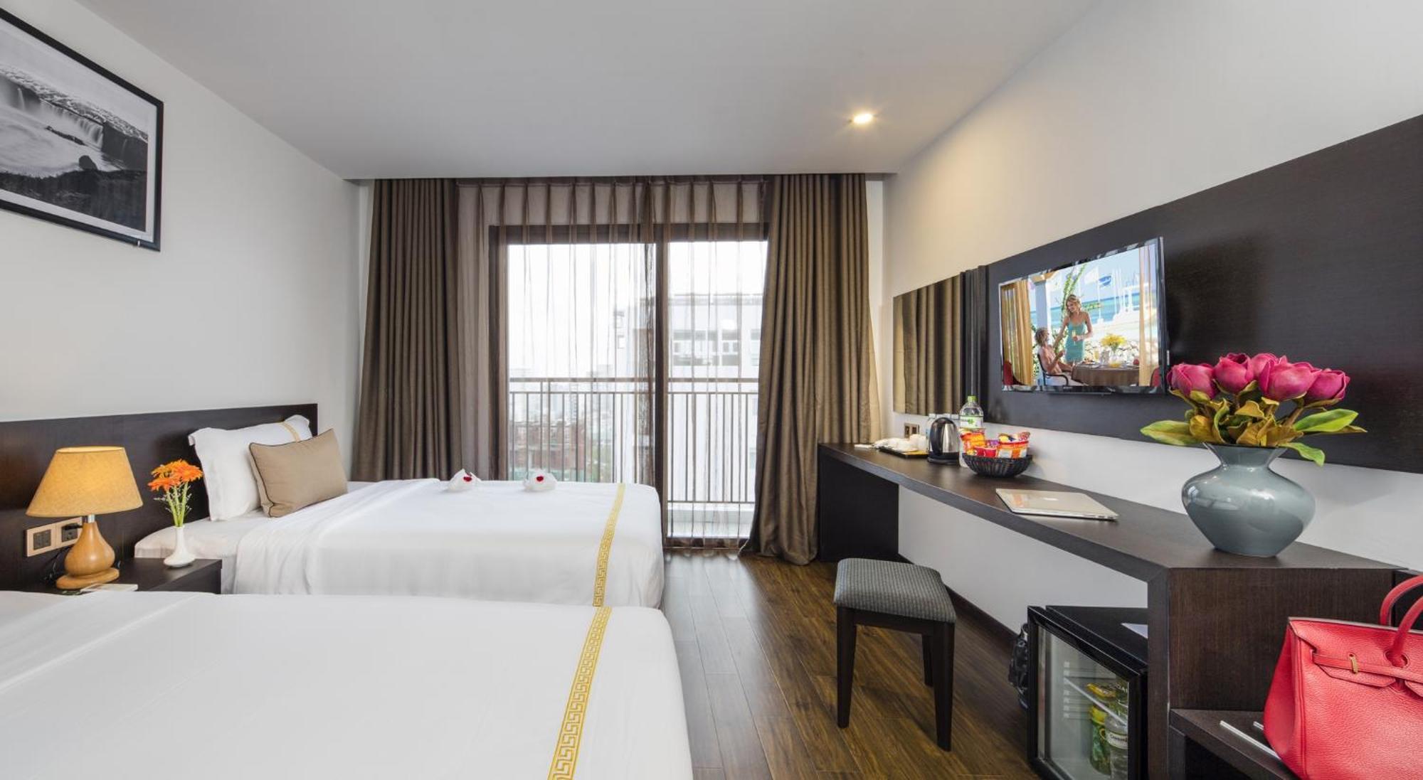 Meriton Hotel Nha Trang Exterior photo