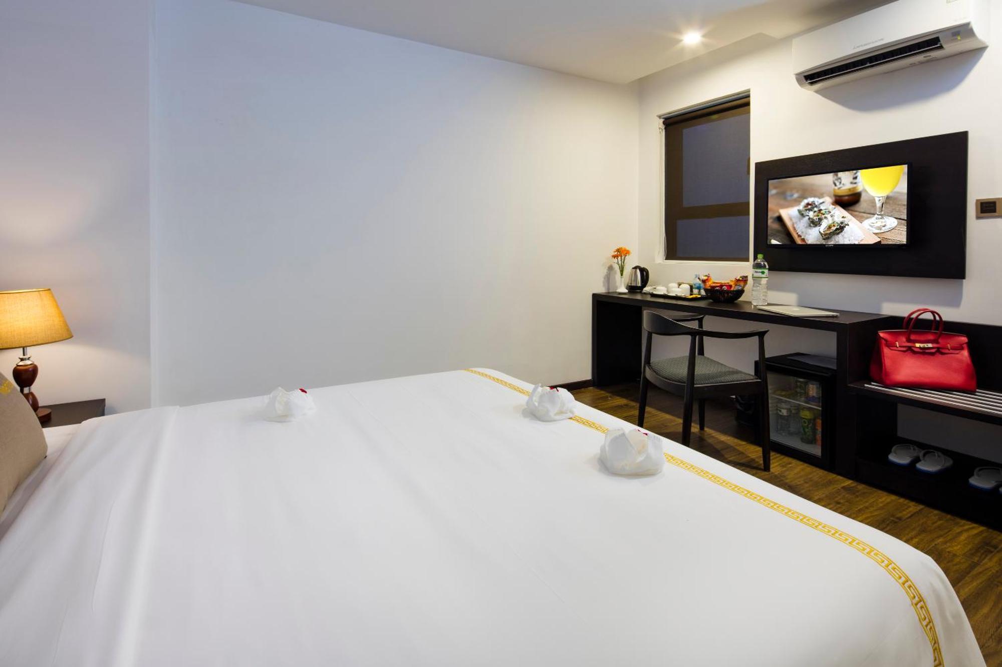 Meriton Hotel Nha Trang Exterior photo