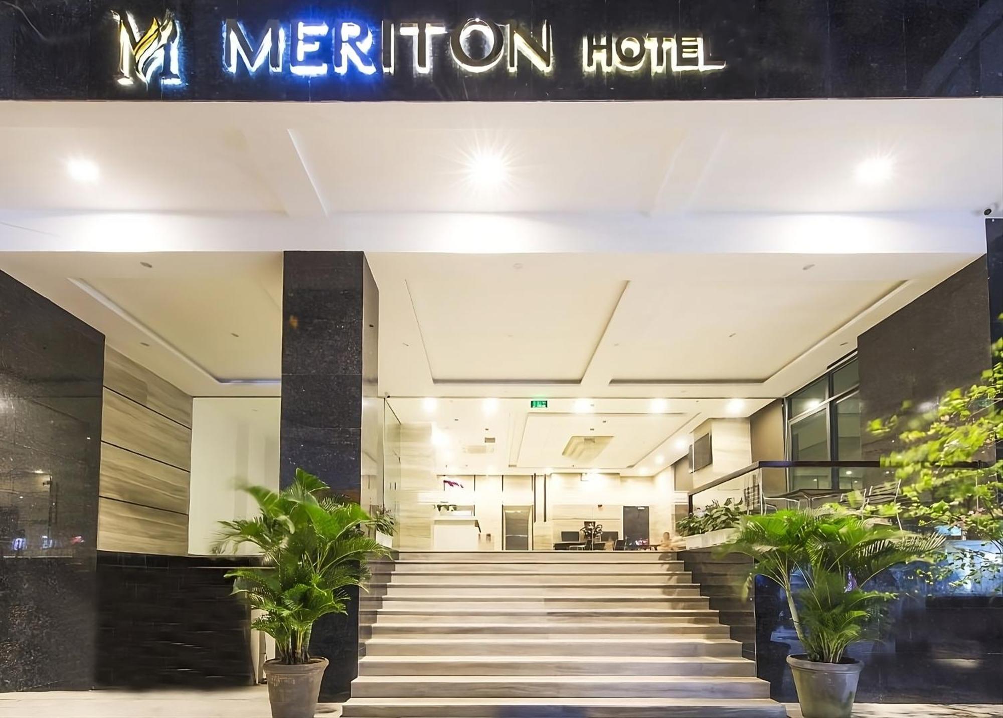 Meriton Hotel Nha Trang Exterior photo