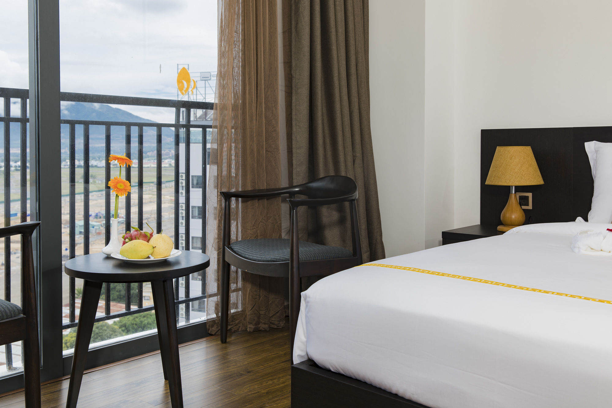 Meriton Hotel Nha Trang Exterior photo
